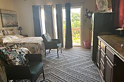 Kehena Beach Studio Retreat