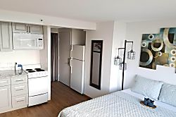 Hawaiian Monarch Waikiki Rental