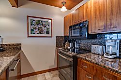 Kahana Outrigger 2B1