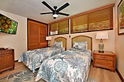 Kahana Outrigger #2A1