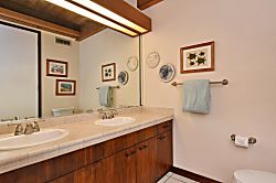 Kahana Outrigger #2A1