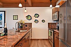 Kahana Outrigger #2A1