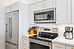 Kaanapali Royal J-302