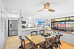 Kaanapali Royal J-302