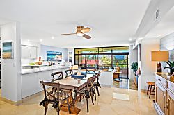 Kaanapali Royal J-302