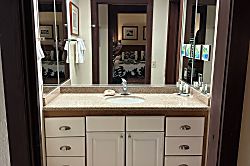 Kiahuna Plantation #167 (building 26)