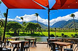 Kanai A Nalu Condo Oceanfront 2BR in Maalaea