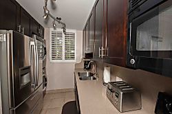 Kanai A Nalu Condo Oceanfront 2BR in Maalaea