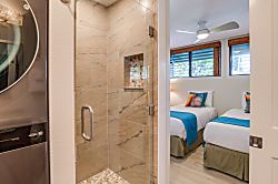 Kahana Outrigger 1A2