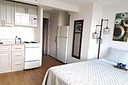 Hawaiian Monarch Waikiki Unit