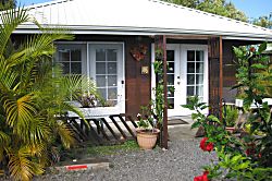 Garden house hideaway