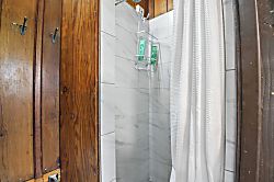 Chung Cottage - Bathroom