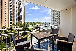 Ilikai Hotel #522