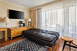 Ilikai Hotel #522
