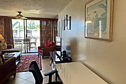 Kanai A Nalu Unit 402