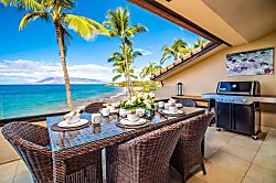 Sunny Surf E301 at Makena Surf