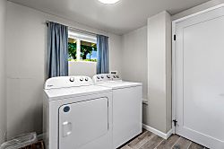 Honl's Beach Hale (Big Island)