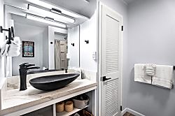 Honl's Beach Hale (Big Island)