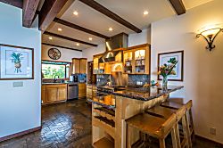 Kahana Nui Tropical Estate 