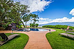 Kahana Nui Tropical Estate 