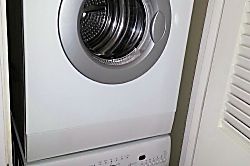 Hale Un Lugar Celestial (Bldg. 25)