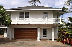 Kailua Beach Front Estate Steps to Sand