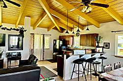 Nice Big House near Kehena Black Sand Beach