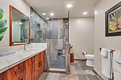 Kanaloa at Kona Condo Rental