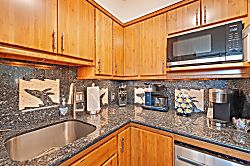 Royal Kahana Resort Oceanfront Condo