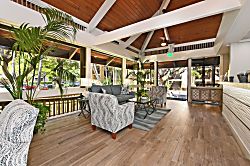 Papakea Resort Kaanapali F302 - Beautiful Front Desk with a Gracious Staff to Check You In!