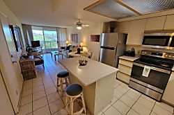 Maui Banyan 3rd Floor