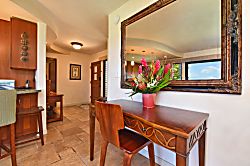 Ekolu #305 - The Diamond Suite