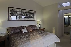 Hale Alaula (Big Island)