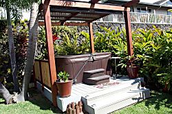 Hale Alaula (Big Island)