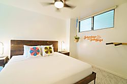 Waikiki Shore (WShore208)