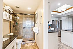 Maui Banyan Top Floor Unit