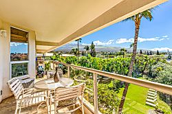 Maui Banyan Top Floor Unit