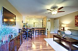 Kihei Resort 131 - Living area