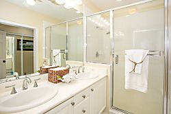 Gecko'z South Sea Bungalows