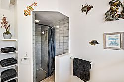 Keauhou Kona Surf & Racquet 3-301