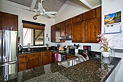 Keauhou Kona Surf & Racquet 3-301