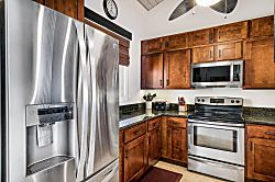 Keauhou Kona Surf & Racquet 3-301