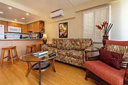 Maalaea Kai Resort 202 - Living area