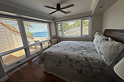 Maui Oceanfront Estate - Upstairs primary King Bed
Private deck