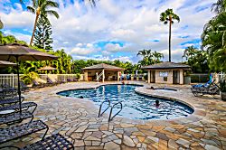 Maui Banyan Resort Q Building