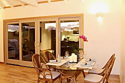 North Shore Ocean View Cottage