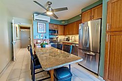 Mana Kai Maui #502 - Private kitchen