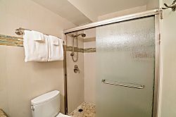 Mana Kai Maui #502 - Bathroom