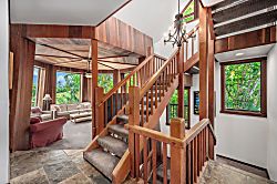 Stunning Tri-level Villa 