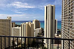 Waikiki Banyan 2602